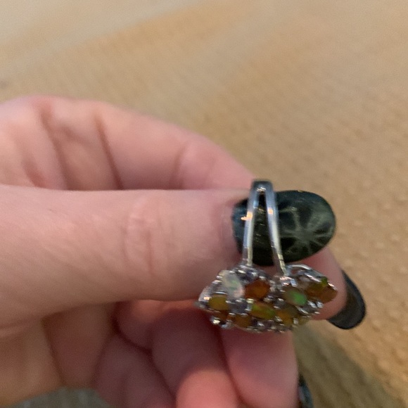Beautiful Opal Ring. Size 9 - Picture 7 of 12